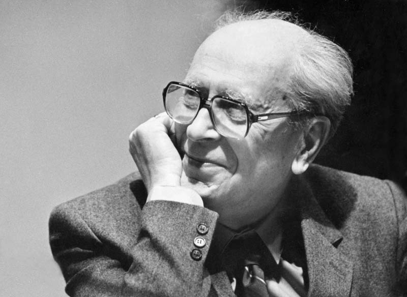 Академик Дмитрий Сергеевич Лихачев (1906–1999)