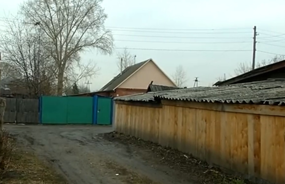 Забили непослушного наркомана 30 декабря 2015 года вот в этом доме на ул. Шпальная 26 в реабилитационном центе "Томск без наркотиков"