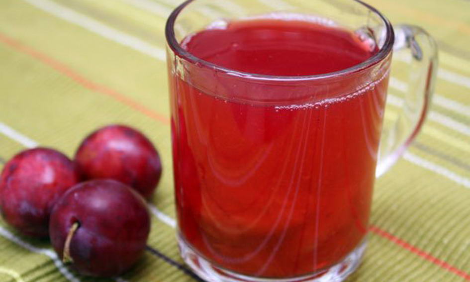 Компот из сливы
