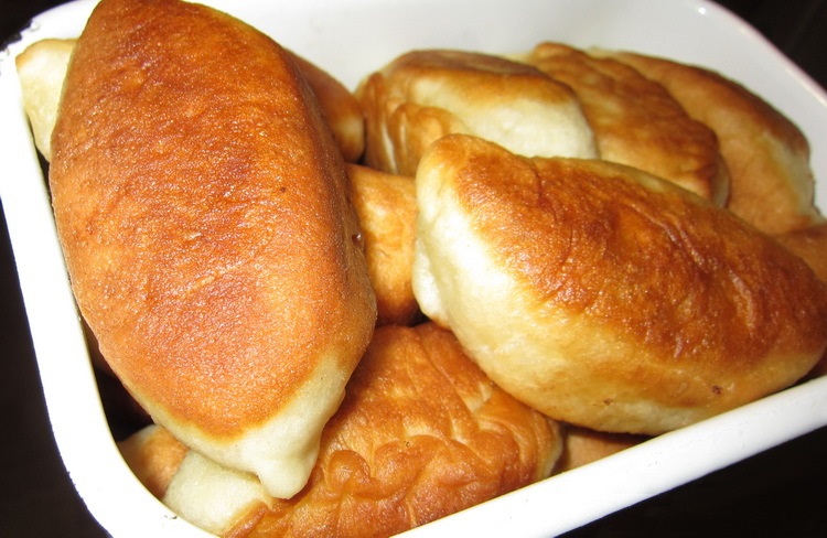 Картофельные пирожки с грибами