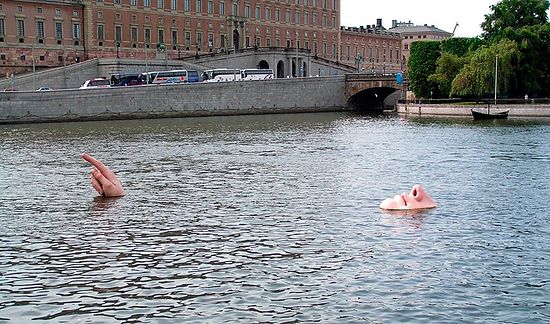 Современное искусство в центре Стокгольма. Фото: www.panoramio.com