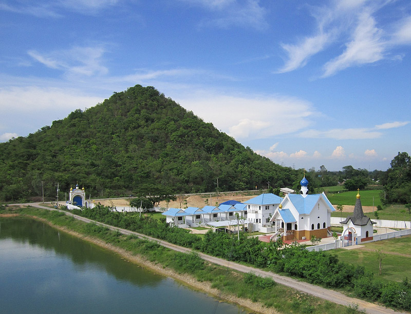 Православный Свято-Успенский монастырь в Ратчабури, Таиланд