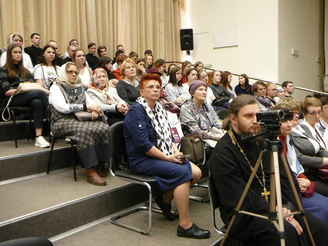 Встреча писателя Виктора Николаевича Николаева с томичами в рамках XXIX Дней славянской письменной и культуры 14 мая 2019 года.