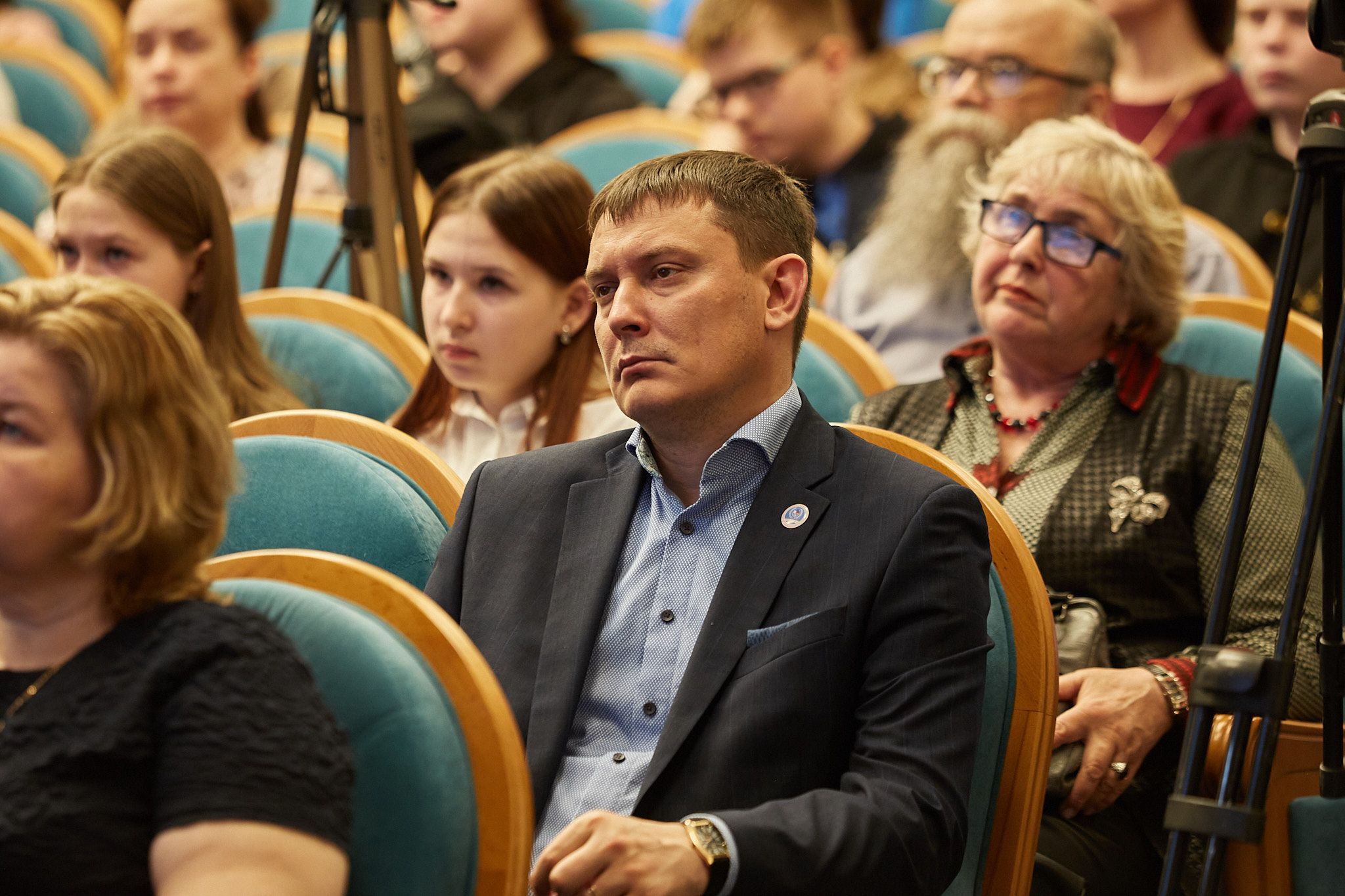 Участники пленарного заседания XXXIII Дней славянской письменности и культуры памяти святых первоучителей Кирилла и Мефодия 22 мая 2024 года в Томске