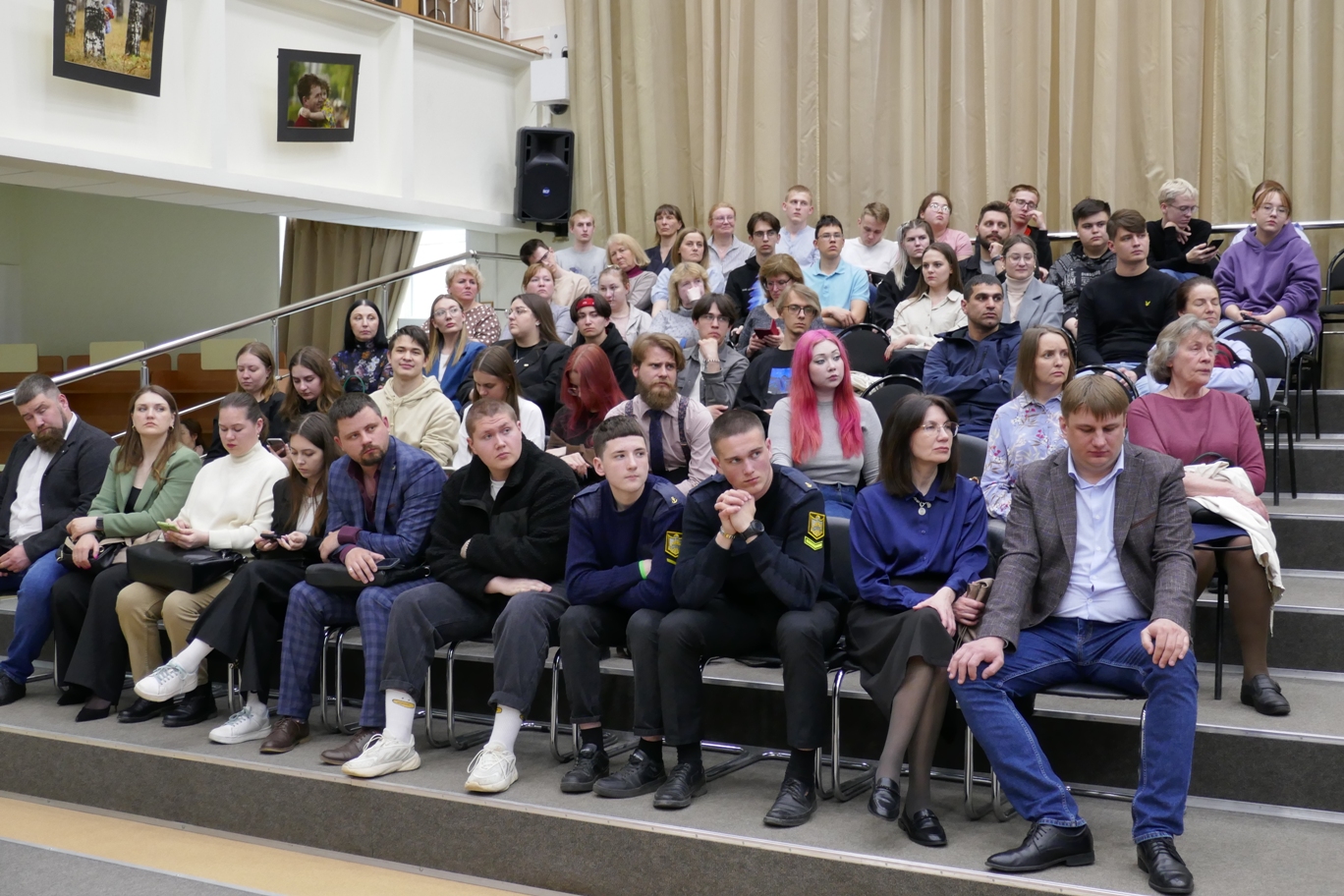 Выступление предпринимателя и общественного деятеля Константина Малофеева в рамках XXXIV Духовно-исторических чтений памяти святых равноапостольных Кирилла и Мефодия 22 мая 2024 года. Томск.