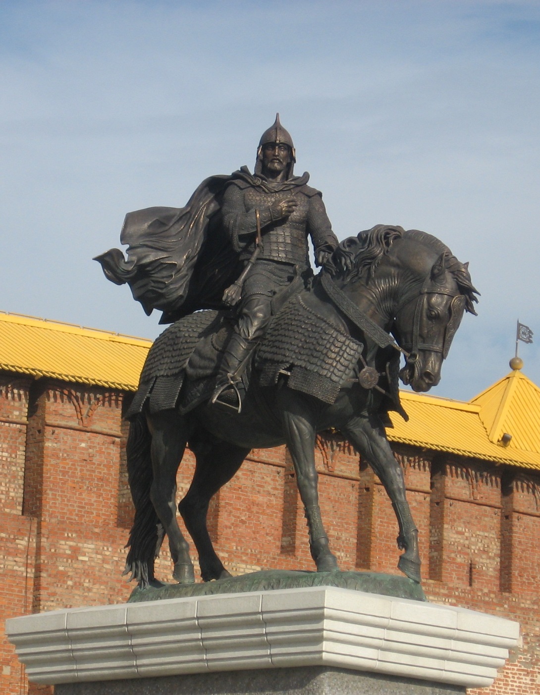 Памятник князю Дмитрию Донскому (Коломна). Скульптор Александр Рукавишников, 2007