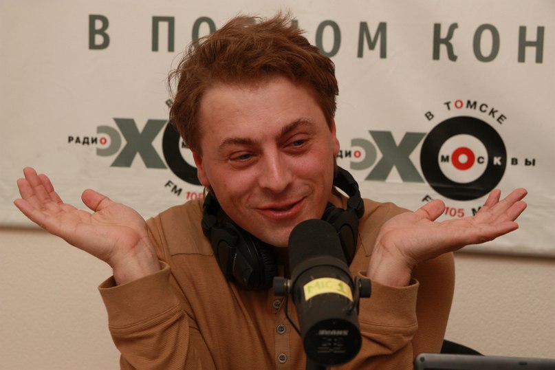 Именно Алексей Мурашов - главный стрежень, полюс притяжения томичей с менталитетом педерастов. Чтобы понять каковы собравшие вокруг него люди, нужно понять черноту муршовской души. Какова она?