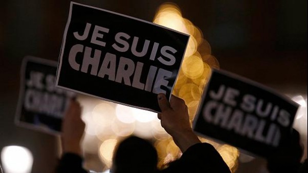 Надпись на майках и плакатиках "Я Charlie" или "Шарли - это я". Воистину: "Они знают праведный суд Божий, что делающие такие дела достойны смерти; однако не только их делают, но и делающих одобряют" (Рим. 1:28-29)