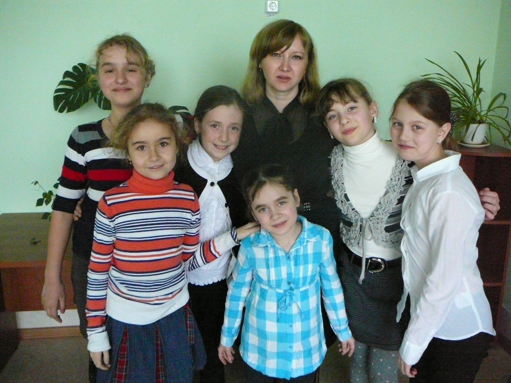 Татьяна Куличенко: "Одна из задач современного образования - это духовно-нравственное воспитание. Духовность – это во имя чего или кого мы живем, нравственность - по каким правилам живем. Считаю, курс "Основы православной культуры" дает правильные ответы ребенку на эти вопросы"