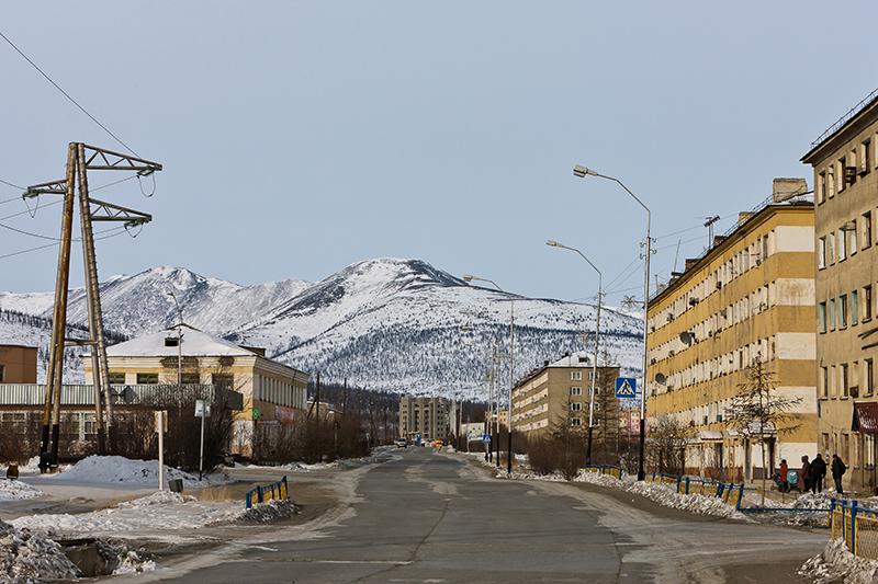 Билибино, Чукотский АО. Изменение численности населения города: - 64,1%. Численность населения города на 01.01.2014: 5588 человек.