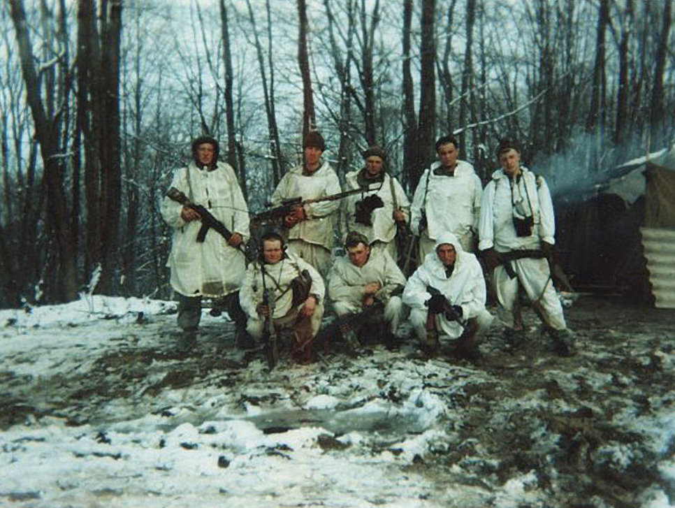 Разведчики гвардии лейтенанта Кожемякина Д.С. Группа перед выходом 29 февраля 2000 года