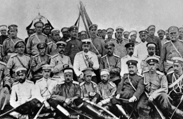Великий князь Борис Владимирович вместе с офицерами 4-его сибирского казачьего полка