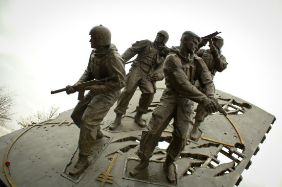 Памятник российскому спецназу, Санкт-Петербург (установлен август 2012)