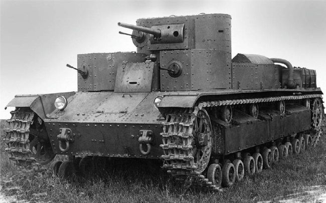 Средний советский танк Т-28