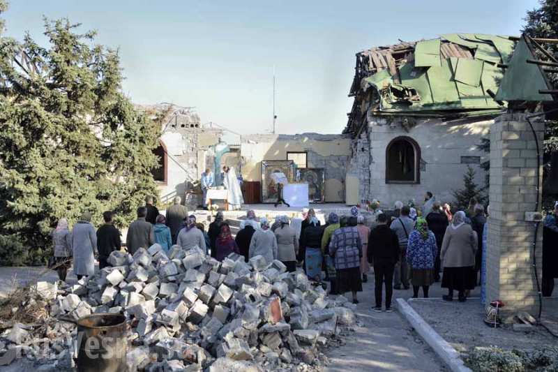 Украина - знак для избранных в России, в коих есть разум: обратитесь от беззакония и начните делать правду. Если Господь попустит, Вы можете оказаться в числе остатка, которые останутся в живых после нашествия халдеев. Когда это будет? Обычно Бог терпит избранном народе беззаконие не более 40 лет.