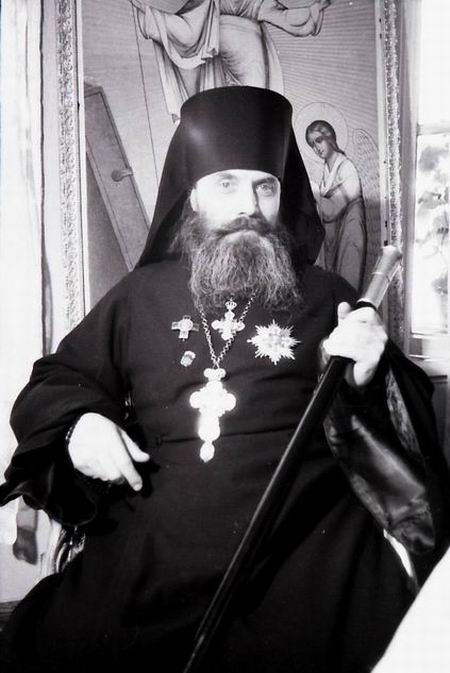 Архимандрит Алипий Воронов (1914 – 1975) наместник Псково-Печерского монастыря (с 1959 года), иконописец, художник, ветеран Великой Отечественной войны