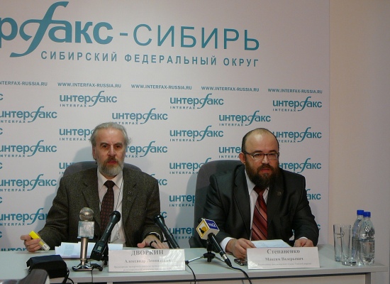 Фото  - Пресс-конференция  в ИА "Интерфакс-Сибирь" (Томск) на тему "Тоталитарные секты: угроза личности, семье, обществу и государству" (21 февраля 2012 года) - Олег Заев