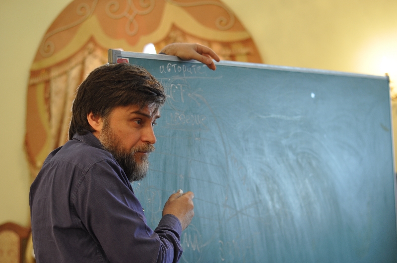 Педагог, профессор Андрей Александрович Остапенко
