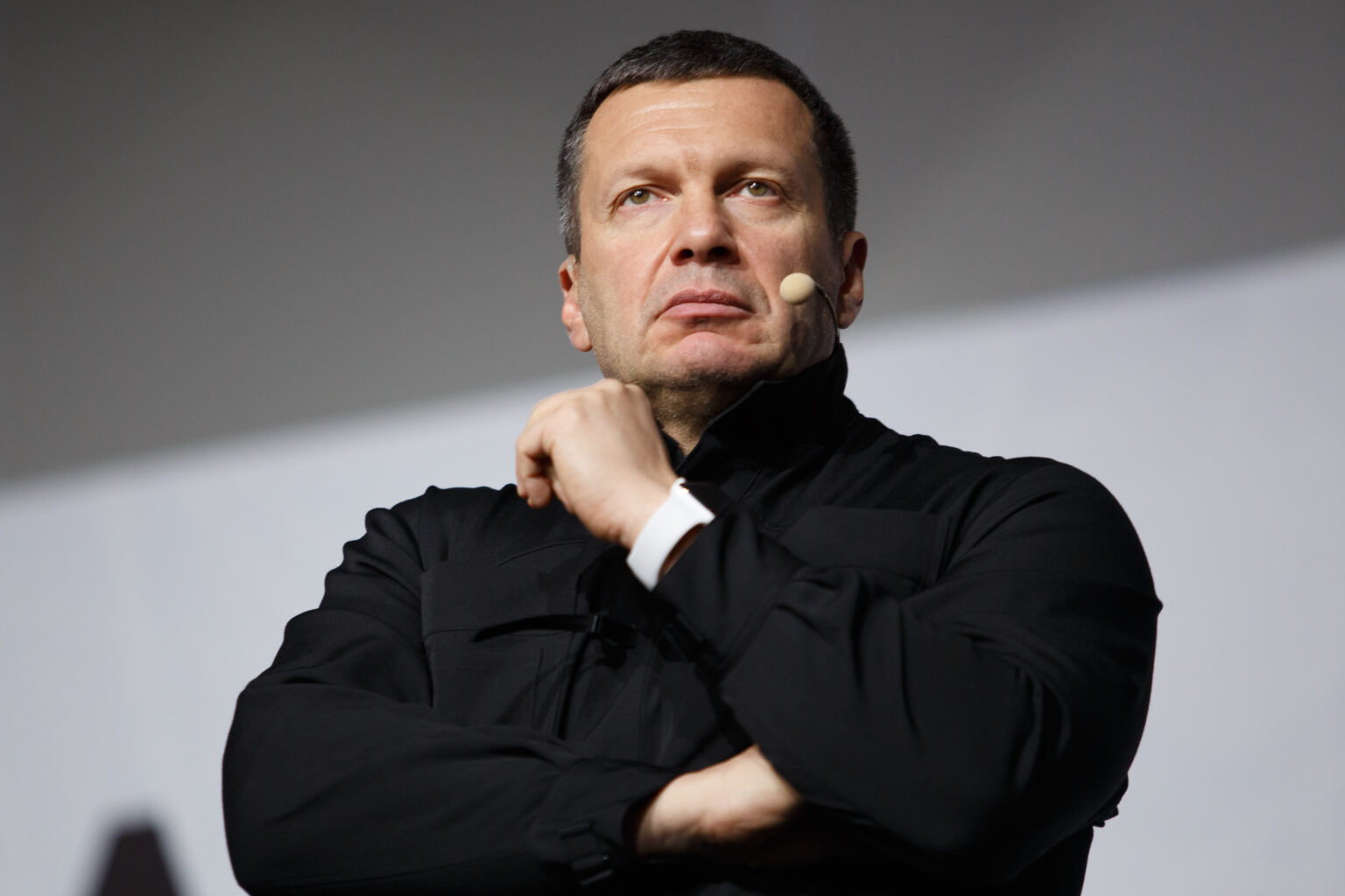Центр Рерихов проиграл суд телеведущему Владимиру Соловьеву