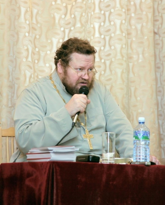 Миссионер и богослов протоиерей Олег Стеняев