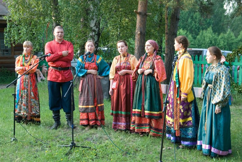 Фольклорный ансамбль "Росстань" (Нижний Новгород, Россия)