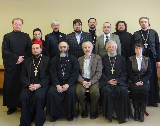 -      ,       - .   21  2014 (     )