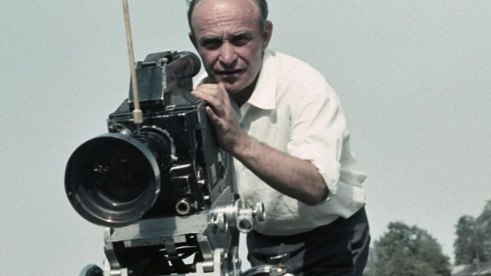 Ролан Быков. В секте Столбуна проходила "лечение" его жена