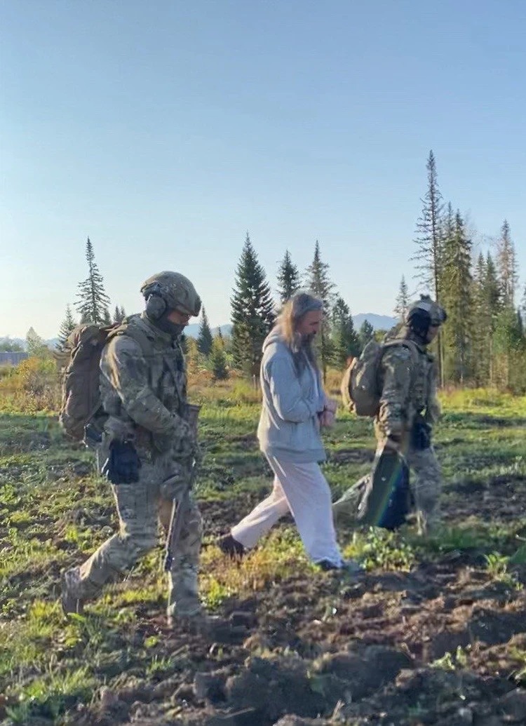 Момент задержания Виссариона. Фото: оперативная съемка